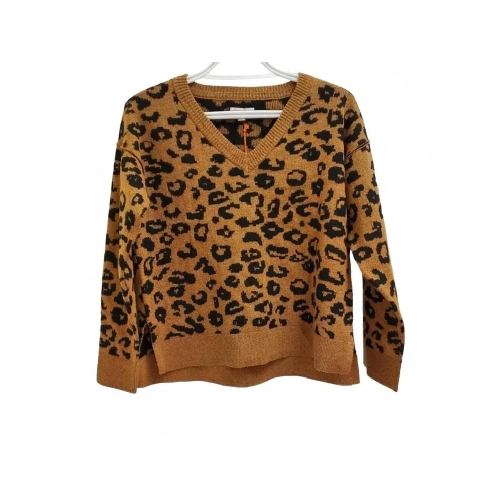 Knox RoseV-Neck Pullover Sweater